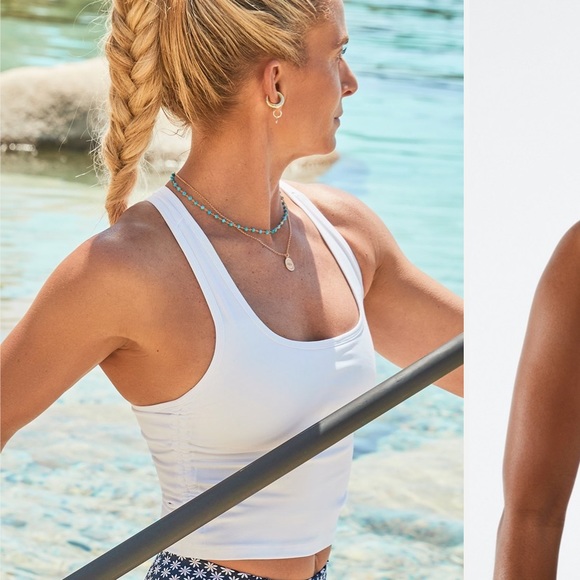 Fabletics crop tank - Picture 1 of 3
